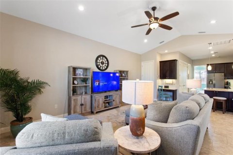 Casa en venta en Polk City, Florida, 1 dormitorio, 98.1 m2 № 2396639 - foto 5