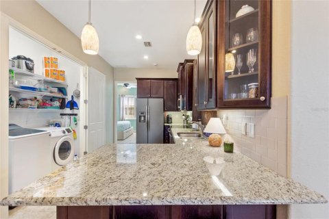 Casa en venta en Polk City, Florida, 1 dormitorio, 98.1 m2 № 2396639 - foto 10