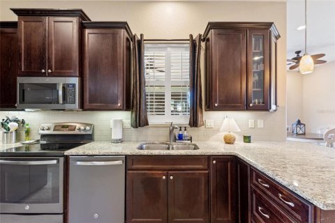 Casa en venta en Polk City, Florida, 1 dormitorio, 98.1 m2 № 2396639 - foto 11