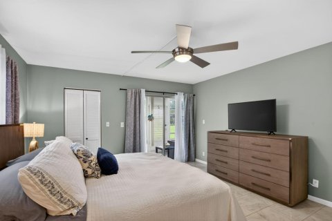 Condo in Coconut Creek, Florida, 2 bedrooms № 2183032 - photo 30