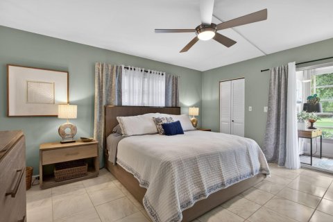Condo in Coconut Creek, Florida, 2 bedrooms № 2183032 - photo 29