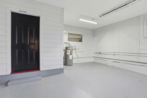 Commercial property in Brooksville, Florida 59.46 sq.m. № 2104895 - photo 24