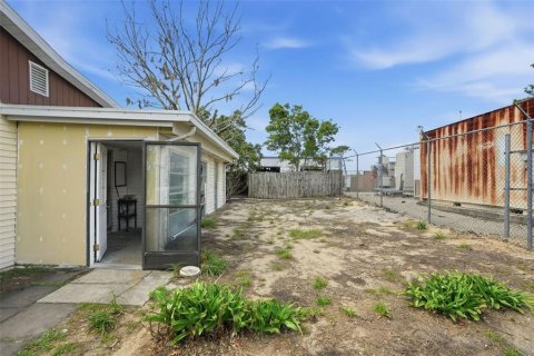 Commercial property in Brooksville, Florida 59.46 sq.m. № 2104895 - photo 17