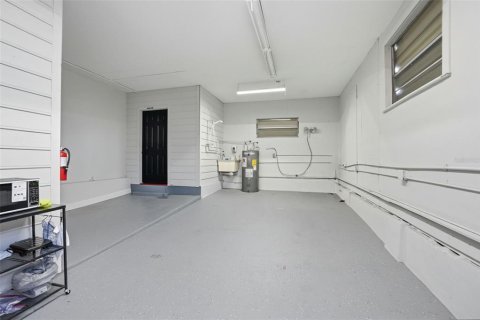 Commercial property in Brooksville, Florida 59.46 sq.m. № 2104895 - photo 25