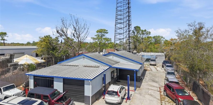 Commercial property in Brooksville, Florida 59.46 sq.m. № 2104895