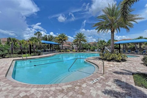 Condo in Sarasota, Florida, 3 bedrooms  № 2403347 - photo 21