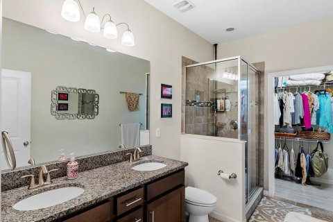 Condo in Sarasota, Florida, 3 bedrooms  № 2403347 - photo 13