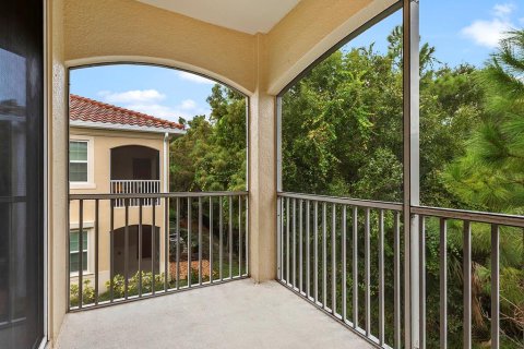 Condo in Sarasota, Florida, 3 bedrooms  № 2403347 - photo 10