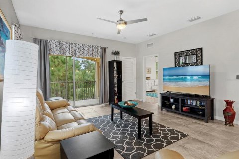 Condo in Sarasota, Florida, 3 bedrooms  № 2403347 - photo 3