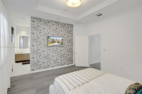 House in Miami, Florida 3 bedrooms, 167.97 sq.m. № 1951851 - photo 13