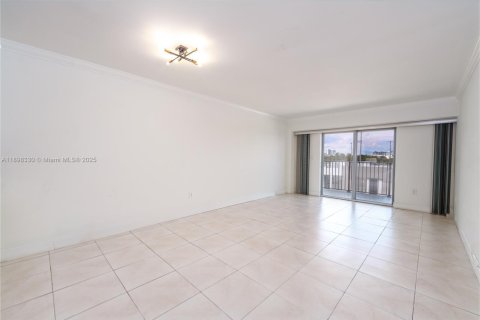 Copropriété à vendre à Miami Beach, Floride: 1 chambre, 73.21 m2 № 1950804 - photo 3