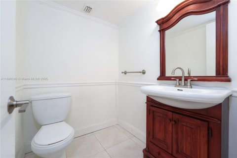 Copropriété à vendre à Miami Beach, Floride: 1 chambre, 73.21 m2 № 1950804 - photo 11