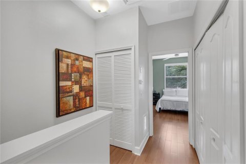 Condo in Orlando, Florida, 2 bedrooms  № 1908902 - photo 21