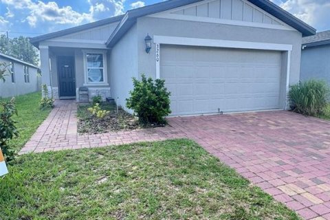 Casa en venta en Davenport, Florida, 4 dormitorios, 156.82 m2 № 1919121 - foto 1