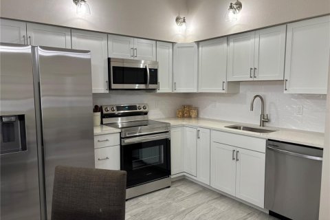 Copropriété à vendre à Bradenton, Floride: 2 chambres, 97.55 m2 № 1778177 - photo 10