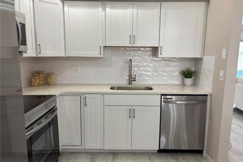 Copropriété à vendre à Bradenton, Floride: 2 chambres, 97.55 m2 № 1778177 - photo 9