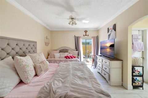 Townhouse in Sunrise, Florida 4 bedrooms, 168.34 sq.m. № 2387343 - photo 27
