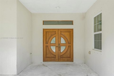 Купить виллу или дом в Локсахатчи-Гроувс, Флорида 6 спален, 577.95м2, № 1960602 - фото 6