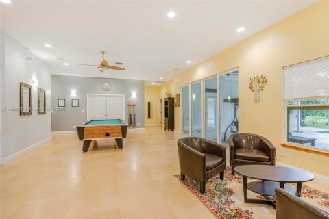 Купить виллу или дом в Локсахатчи-Гроувс, Флорида 6 спален, 577.95м2, № 1960602 - фото 10