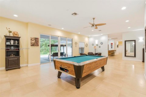 Купить виллу или дом в Локсахатчи-Гроувс, Флорида 6 спален, 577.95м2, № 1960602 - фото 8