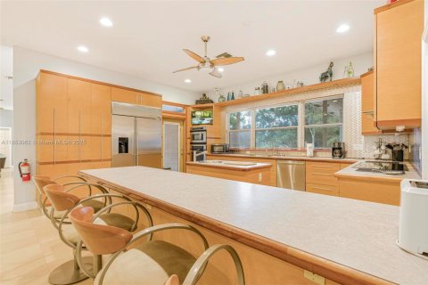 Купить виллу или дом в Локсахатчи-Гроувс, Флорида 6 спален, 577.95м2, № 1960602 - фото 15