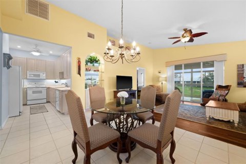 Condo in Venice, Florida, 3 bedrooms  № 1919589 - photo 11