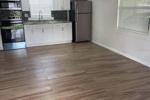 Casa en alquiler en Oldsmar, Florida, 1 dormitorio, 51.1 m2 № 1871064 - foto 3