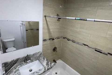 Casa en alquiler en Oldsmar, Florida, 1 dormitorio, 51.1 m2 № 1871064 - foto 5