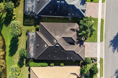 House in Bradenton, Florida 3 bedrooms, 231.14 sq.m. № 2428788 - photo 7