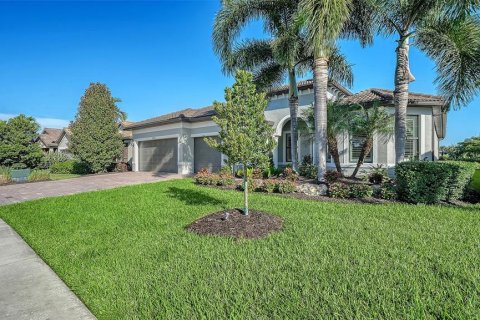 House in Bradenton, Florida 3 bedrooms, 231.14 sq.m. № 2428788 - photo 4