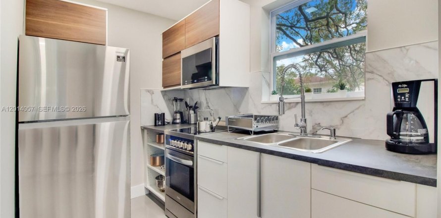 Villa ou maison à Miami, Floride 1 chambre, 45.52 m2 № 2076060