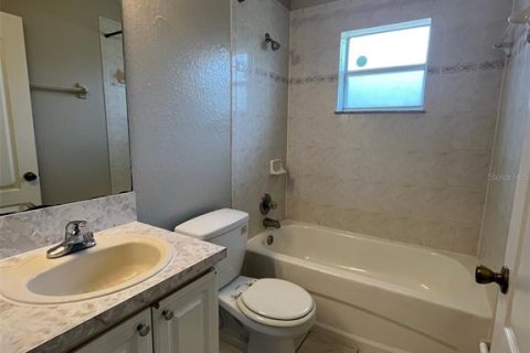 Снять в аренду виллу или дом в Киссимми, Флорида 4 спальни, 131.27м2, № 2116004 - фото 22