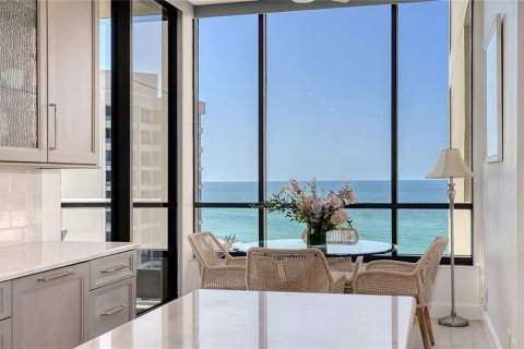 Copropriété à vendre à Longboat Key, Floride: 3 chambres, 282.89 m2 № 2434518 - photo 8