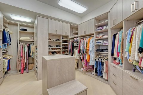 Copropriété à vendre à Longboat Key, Floride: 3 chambres, 282.89 m2 № 2434518 - photo 16