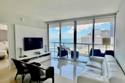 Condo in Miami, Florida, 2 bedrooms  № 2262565 - photo 8
