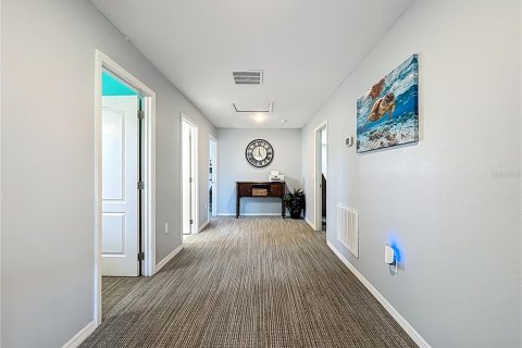 House in Port Charlotte, Florida 4 bedrooms, 301.19 sq.m. № 2110756 - photo 26