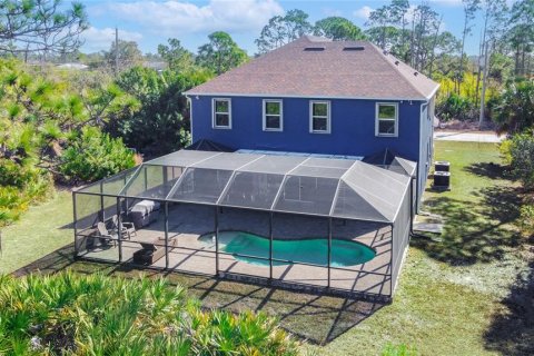 House in Port Charlotte, Florida 4 bedrooms, 301.19 sq.m. № 2110756 - photo 2