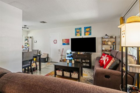 Villa ou maison à vendre à Orlando, Floride: 3 chambres, 168.25 m2 № 2431717 - photo 10