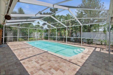 Villa ou maison à vendre à Seminole, Floride: 2 chambres, 92.9 m2 № 1915263 - photo 16