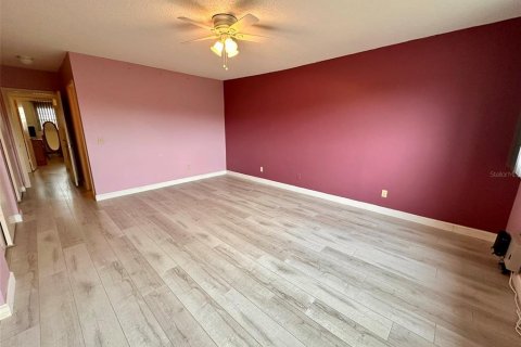 Condo in Clearwater, Florida, 2 bedrooms № 2198425 - photo 23