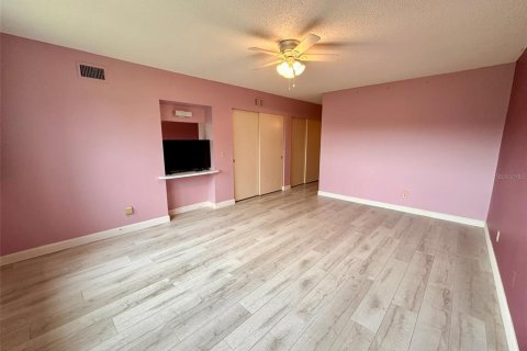 Condo in Clearwater, Florida, 2 bedrooms № 2198425 - photo 22