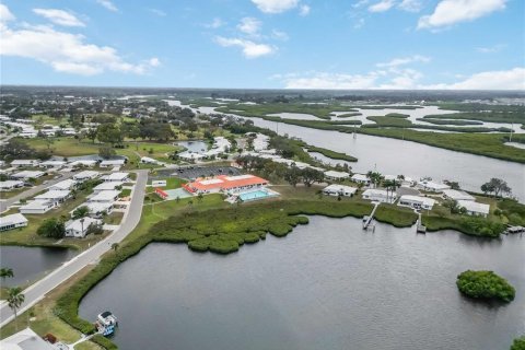 Villa ou maison à vendre à Bradenton, Floride: 2 chambres, 115.01 m2 № 2141429 - photo 30