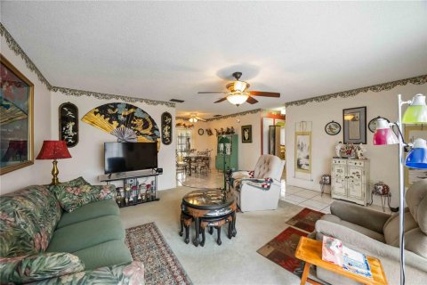 Villa ou maison à vendre à Bradenton, Floride: 2 chambres, 115.01 m2 № 2141429 - photo 5