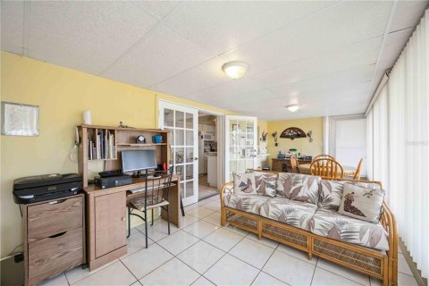 Villa ou maison à vendre à Bradenton, Floride: 2 chambres, 115.01 m2 № 2141429 - photo 17