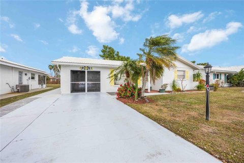 Casa en Bradenton, Florida 2 dormitorios, 115.01 m2 № 2141429