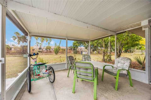 Villa ou maison à vendre à Bradenton, Floride: 2 chambres, 115.01 m2 № 2141429 - photo 21