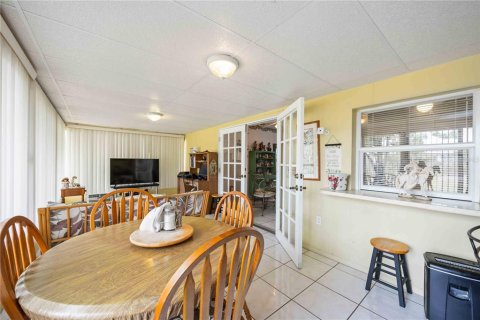 Villa ou maison à vendre à Bradenton, Floride: 2 chambres, 115.01 m2 № 2141429 - photo 18