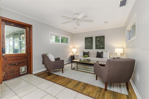 House in Lakeland, Florida 3 bedrooms, 160.91 sq.m. № 1781086 - photo 14