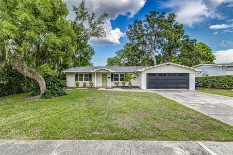 House in Lakeland, Florida 3 bedrooms, 160.91 sq.m. № 1781086 - photo 4