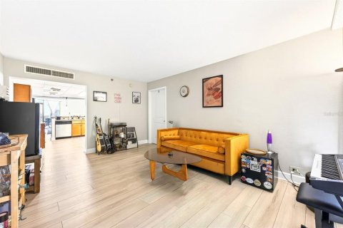Купить кондоминиум в Орландо, Флорида 7 комнат, 123м2, № 2095949 - фото 5